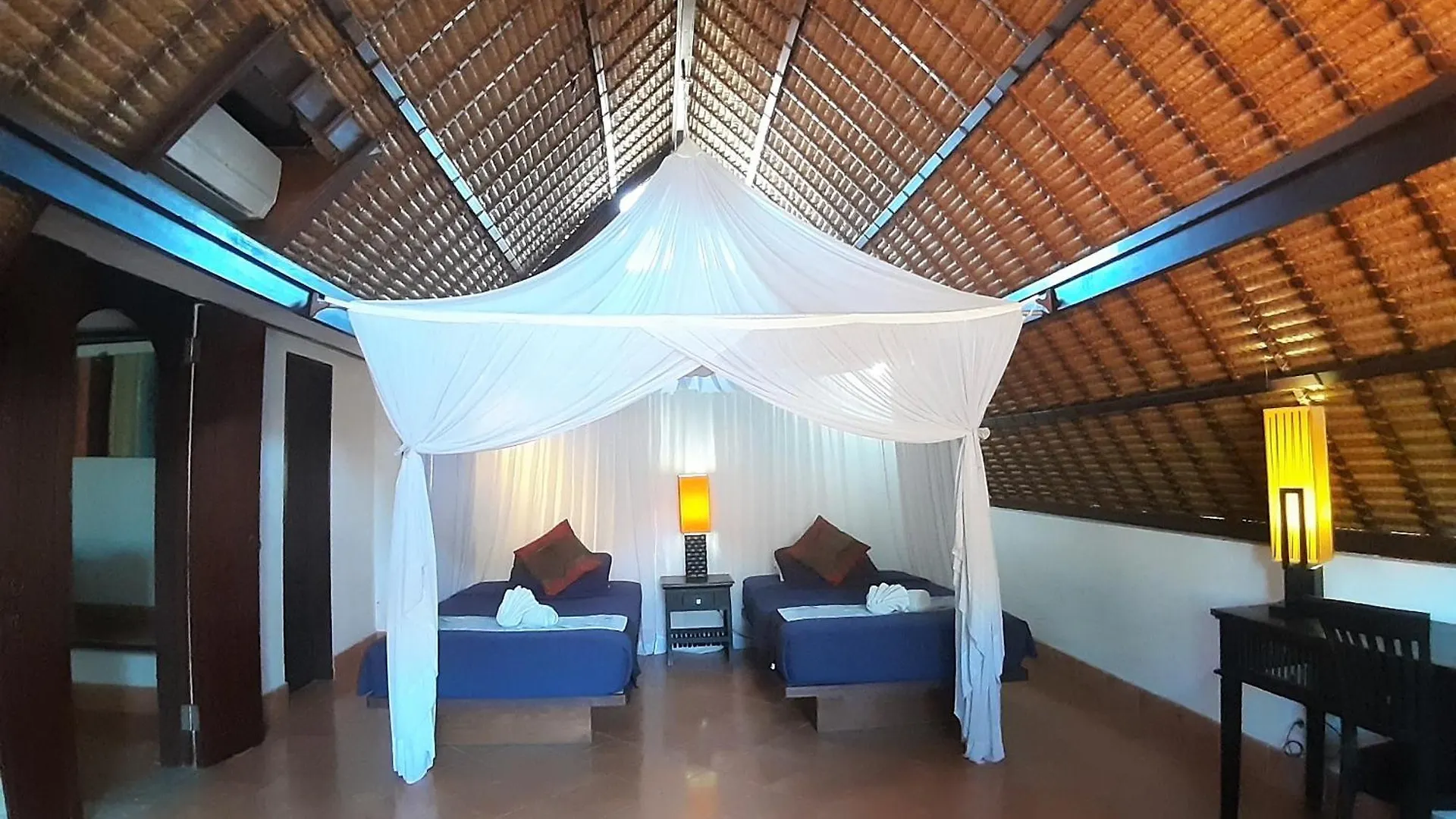 4 Bedroom Villa With Private Pool Jimbaran  Jimbaran (Bali)